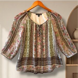 SARA MICHELLE Petite Floral Blouse Size PS